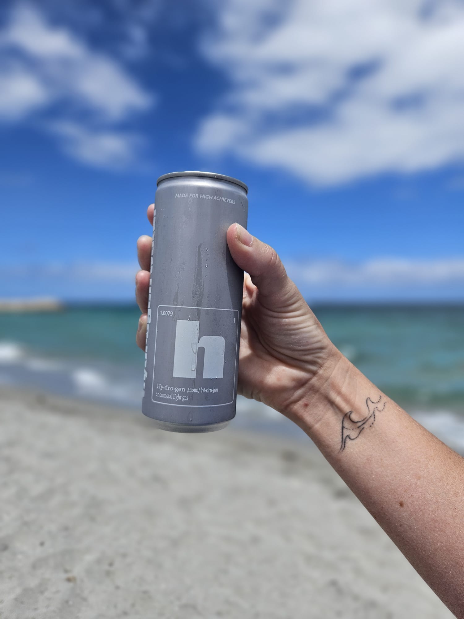  Six Waves H2O ( sixwavesh2o ) hydorgen water can shown at the beach